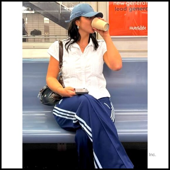 Short Sleeve Button Down Shirt Pleated Slim Fit Blouse 100% Polyester - Picture 6 of 7